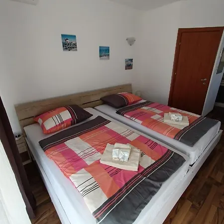 Apartman Apartman Kris Kostrena