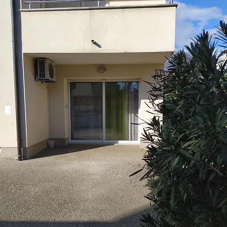 Apartman Kris Apartman